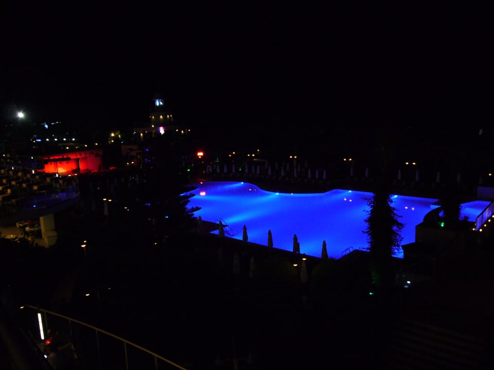 Ausblick Commodore Elite Suites & Spa - Adults only