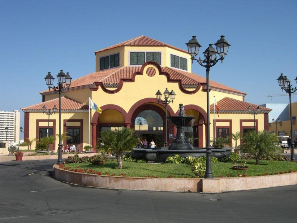 Die Lobby von aussen Bahia Principe Sunlight Costa Adeje
