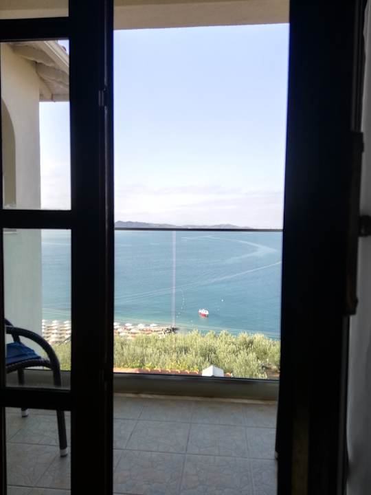 Zimmer Akrathos Beach Hotel