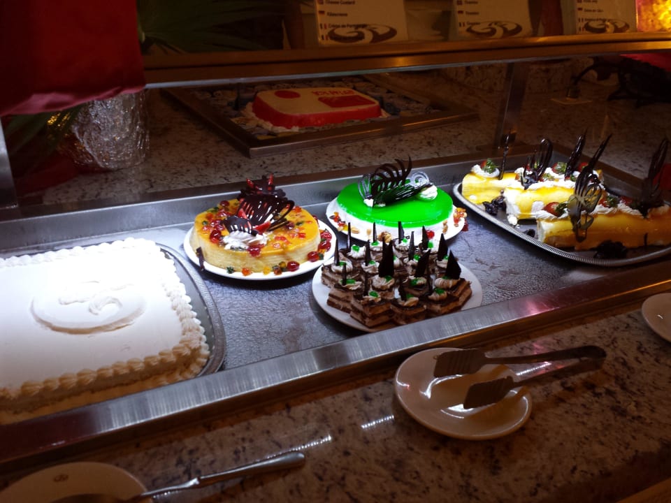 Tolle Auswahl an Nachtisch im Arrecife Grand Palladium Select Bávaro Resort & Spa