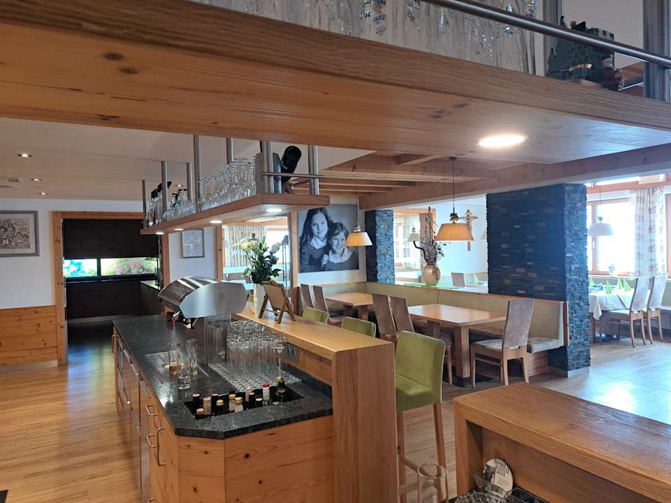 Gastro Gasthof Almhof