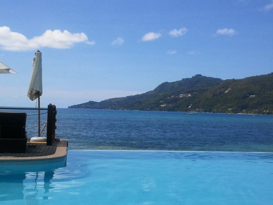 Blick vom pool Fisherman's Cove Resort  (Im Umbau/Renovierung)