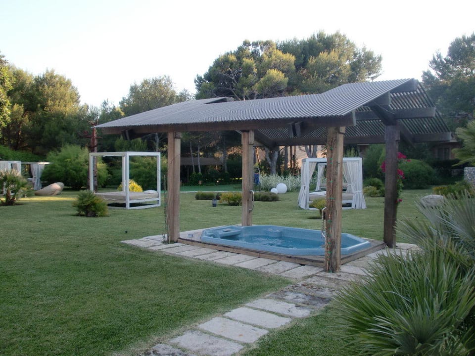 Jacuzzi VIVA Cala Mesquida Suites & Spa 16+