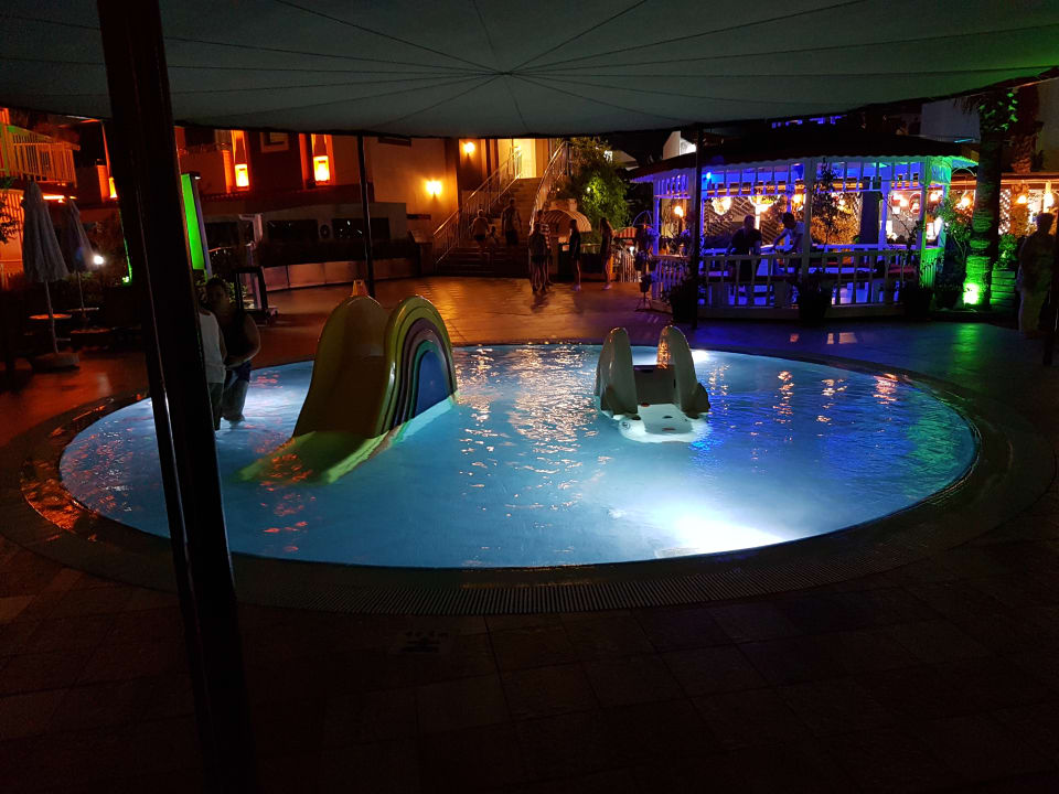 Pool Hane Family Resort