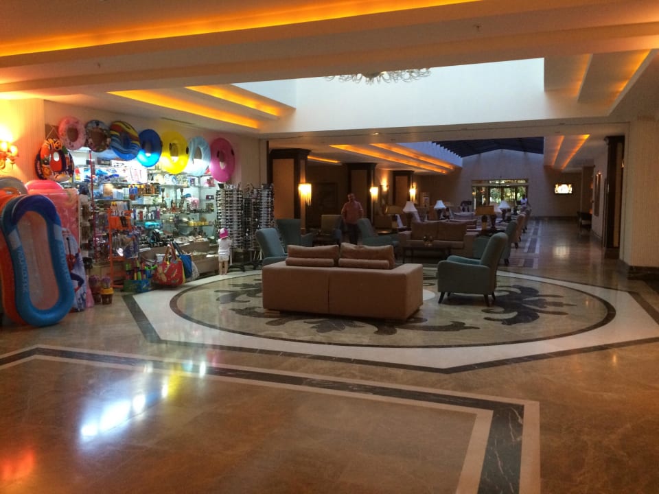 Lobby Aydinbey Famous Resort