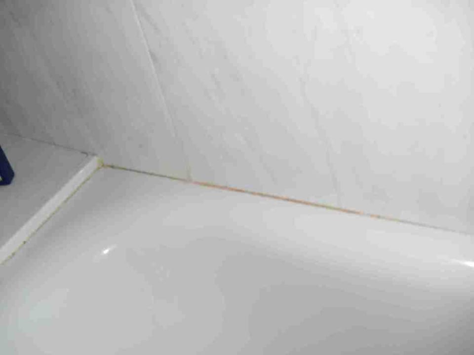 In der Badewanne leicht unsauber Hipotels Cala Millor Park