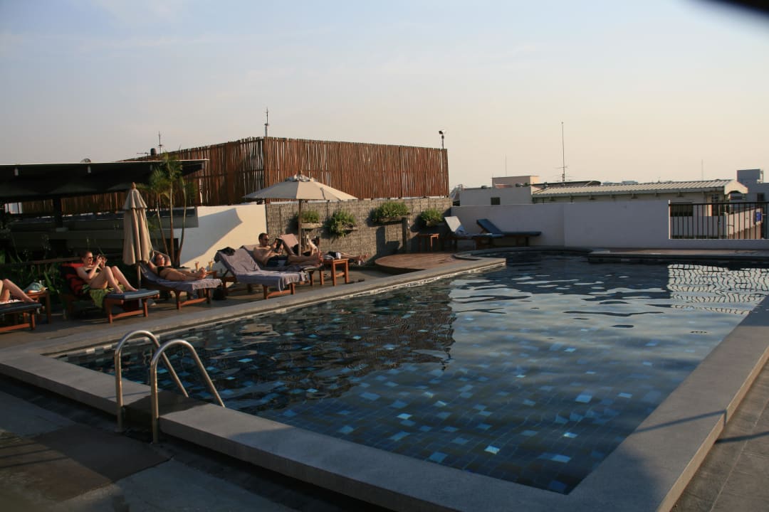 Dachterrasse Hotel Navalai River Resort