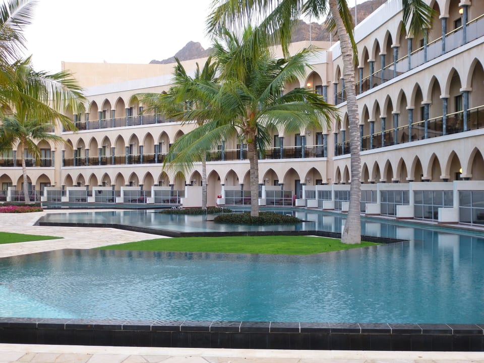 Lagunenzimmer  Al Bustan Palace - A Ritz-Carlton Hotel