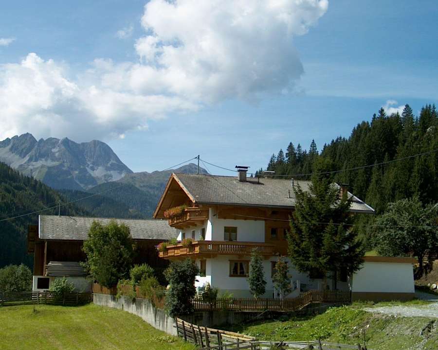 Sommeransicht Haus Sonnleiten