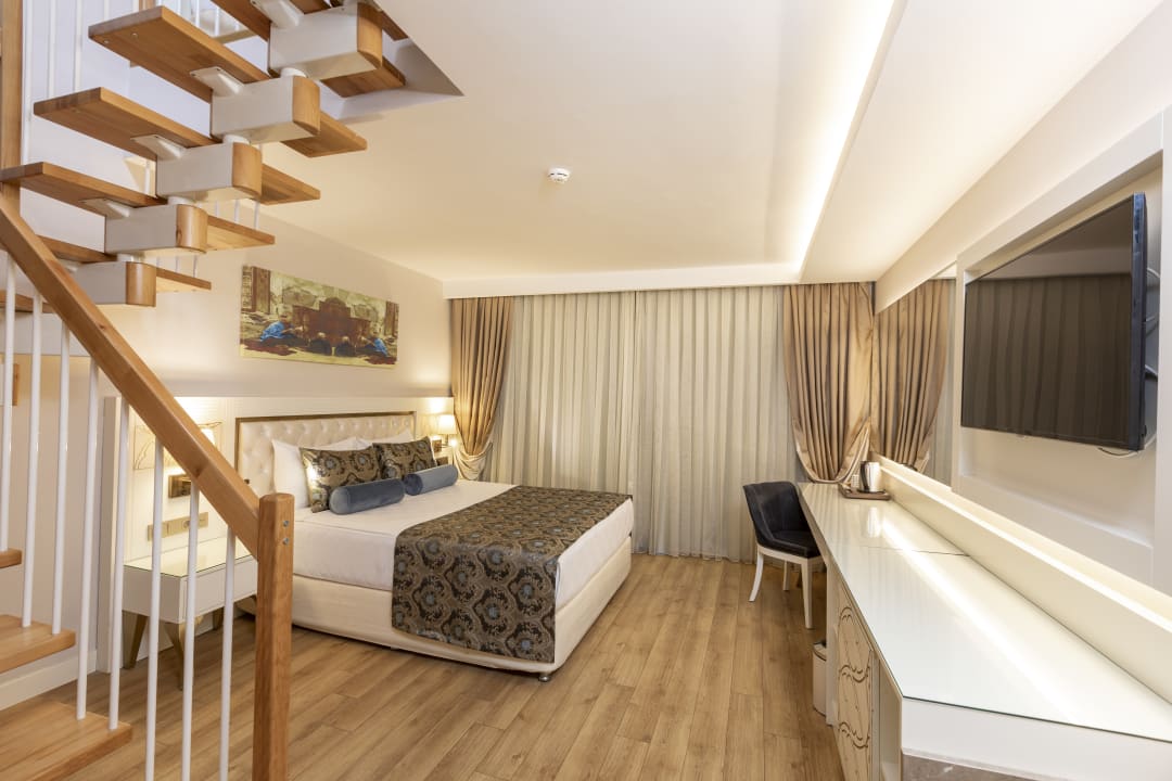 Zimmer Haydarpasha Palace