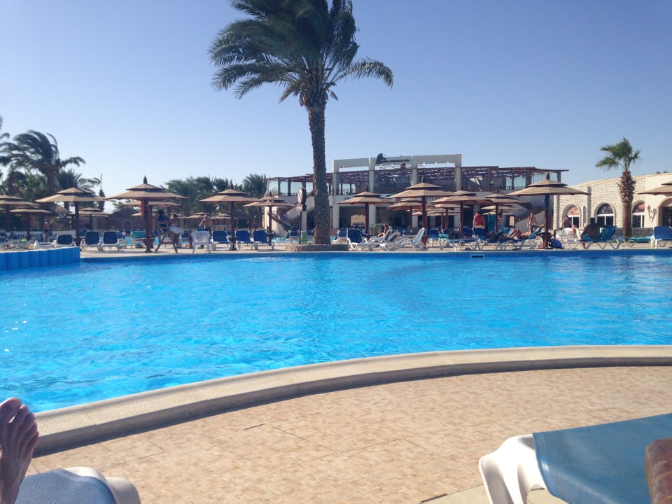Pool Aladdin Beach Resort