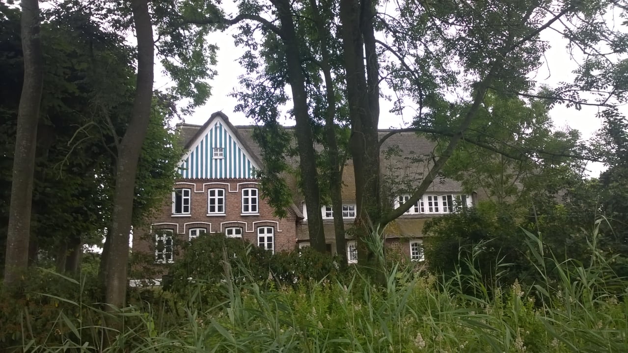Außenansicht Landsitzhotel Peterhof