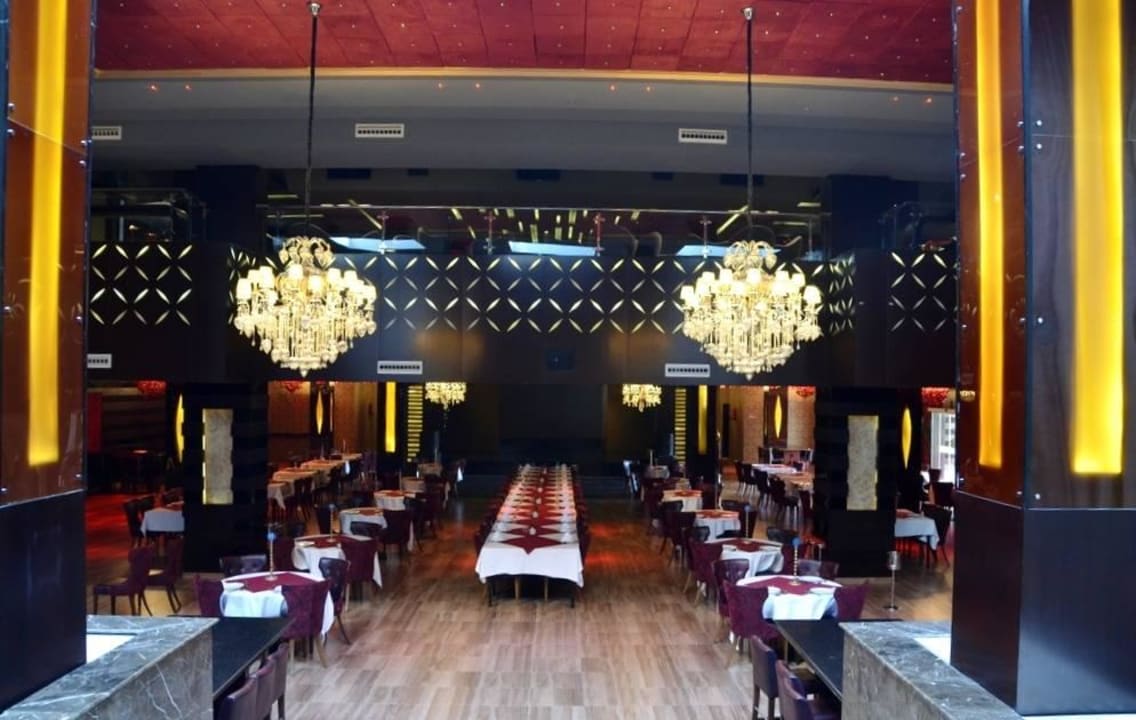 WOW Restaurant Pickalbatros White Beach Resort - Hurghada