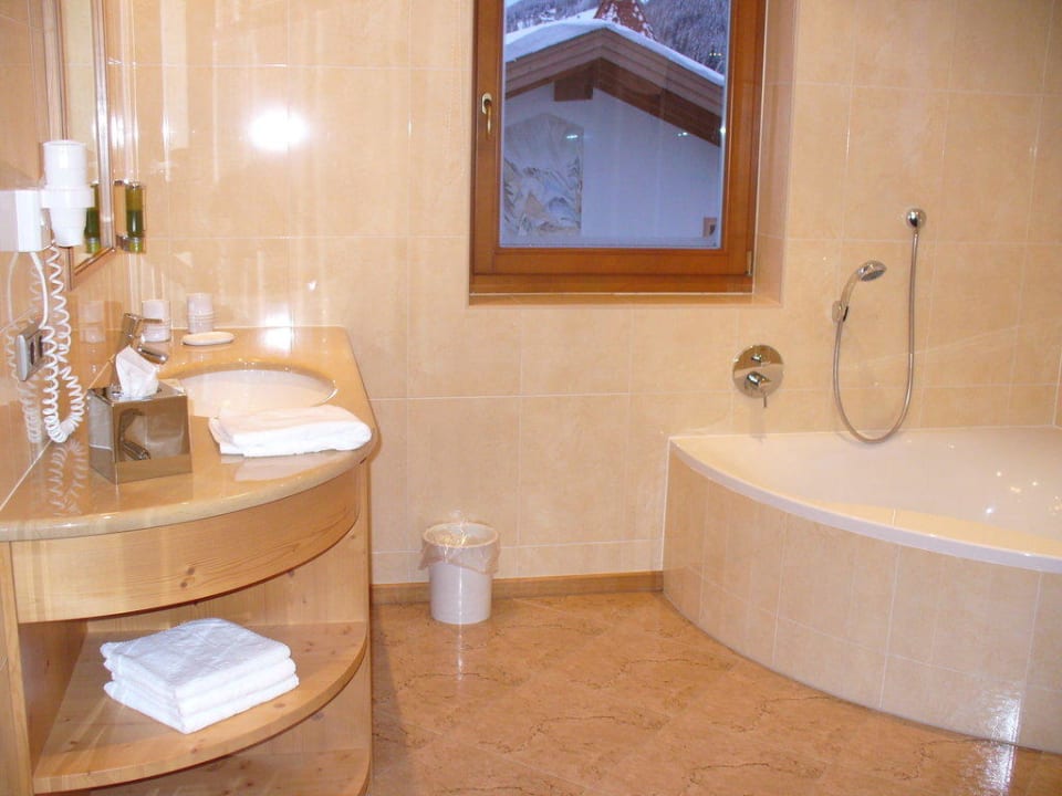 Zona bagno - Suite Hotel Alpenblick