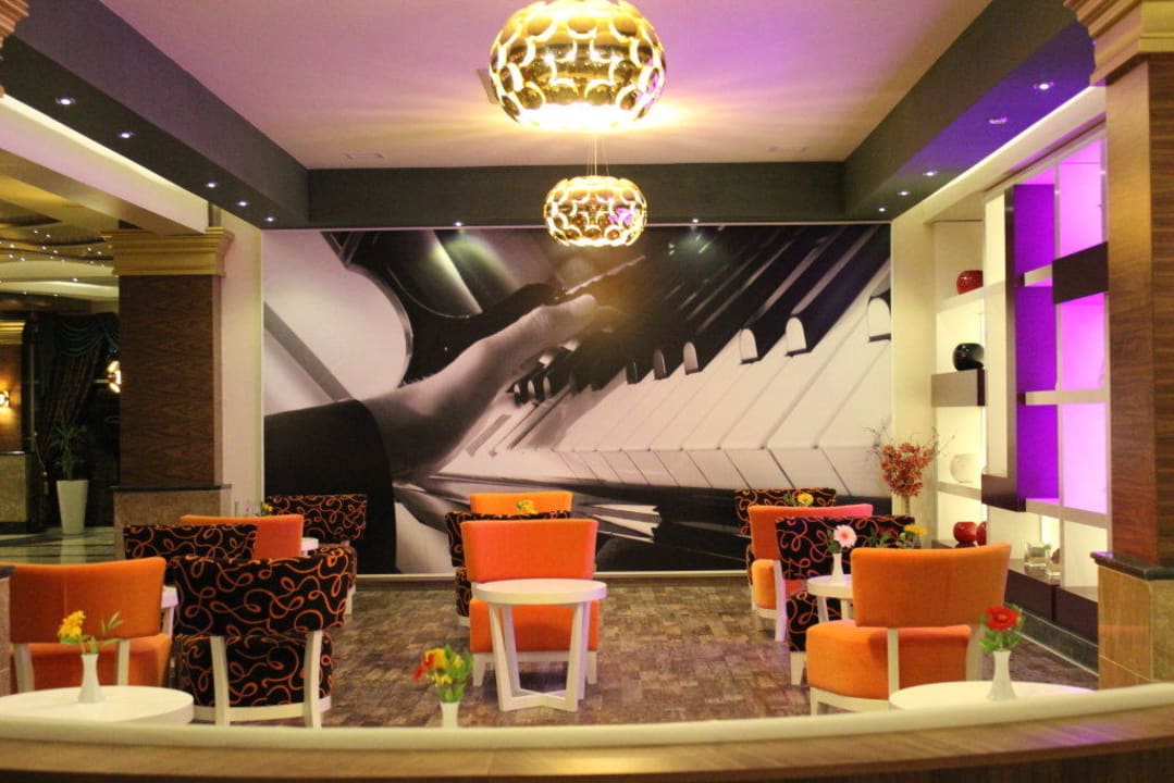 Sitzmöglichkeiten Dizalya Palm Garden