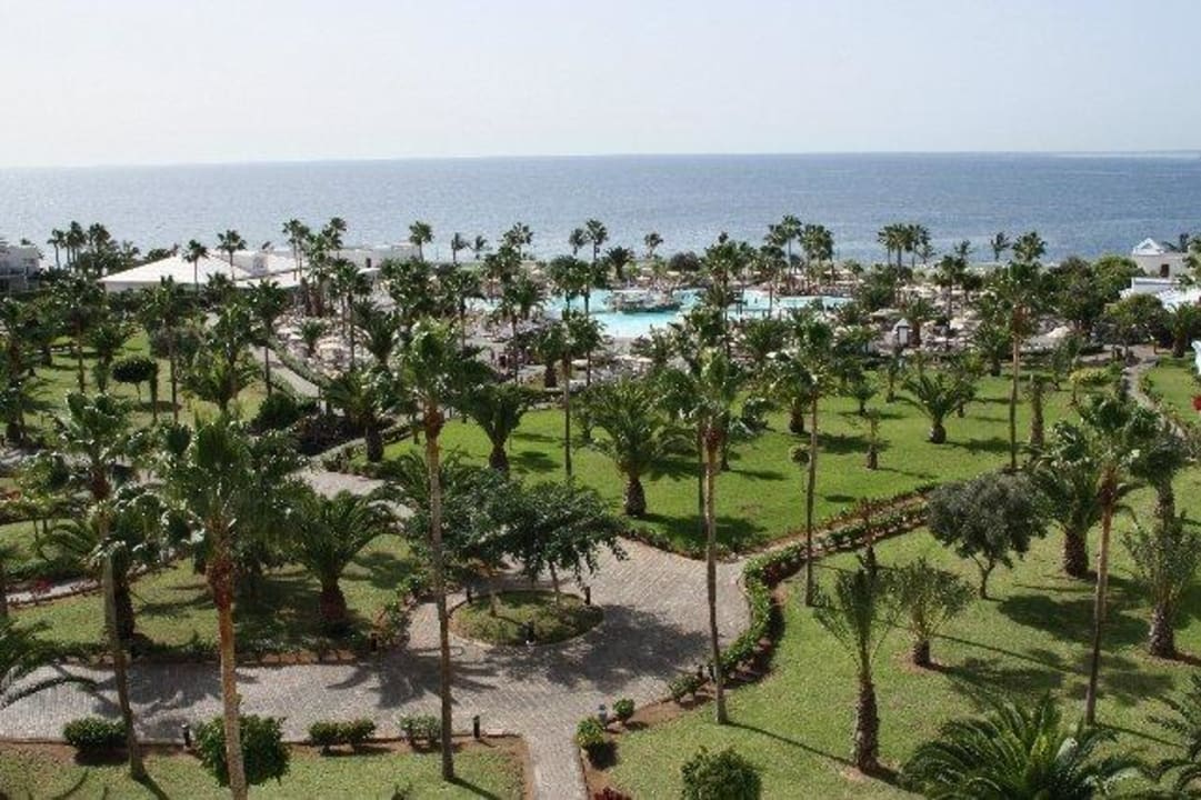 Blick auf den Hotelgarten Hotel Riu Gran Canaria