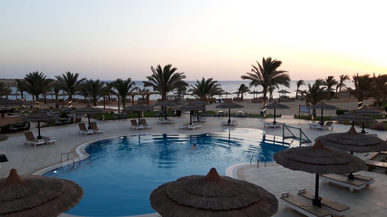 Pool Coral Sun Beach