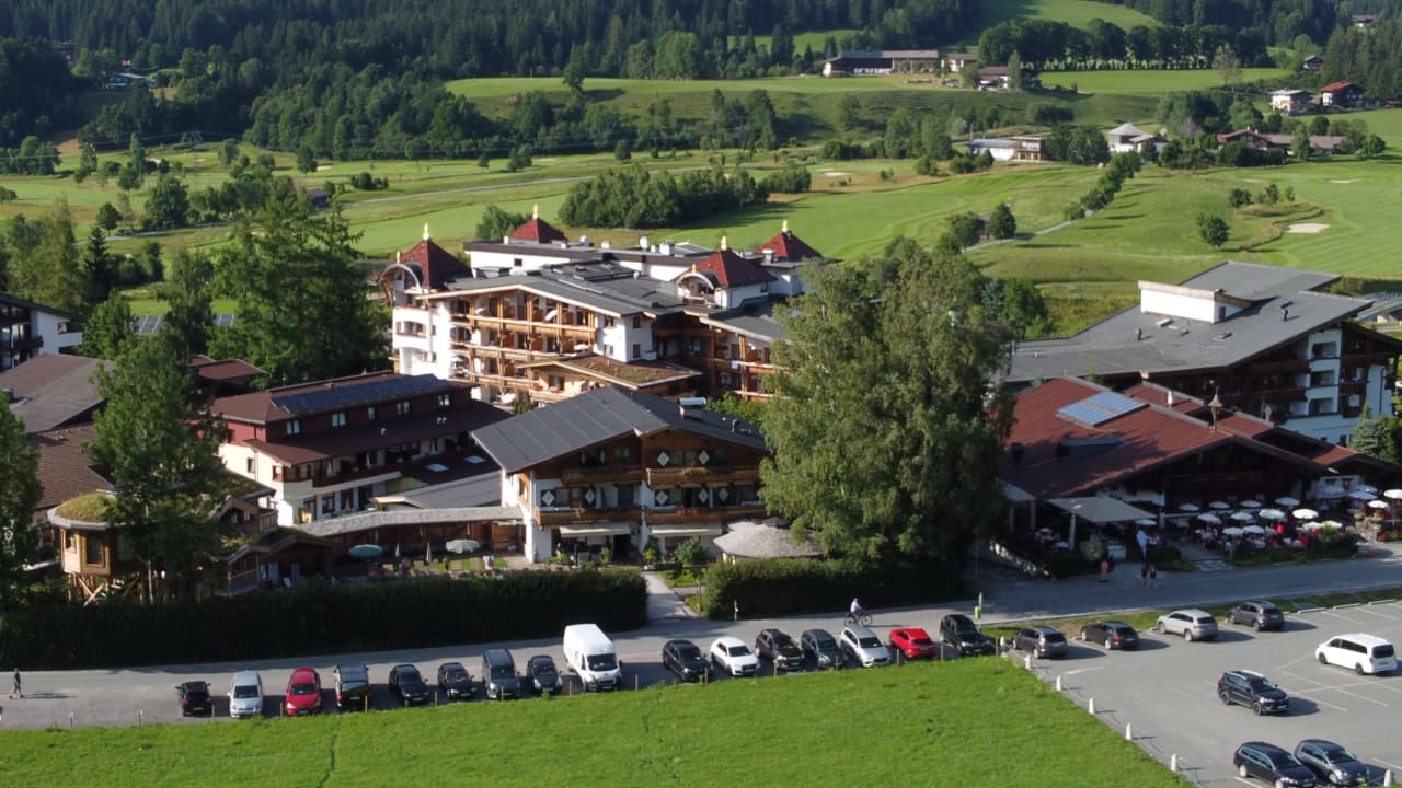 Außenansicht FLORA - Das kleine Gartenhotel