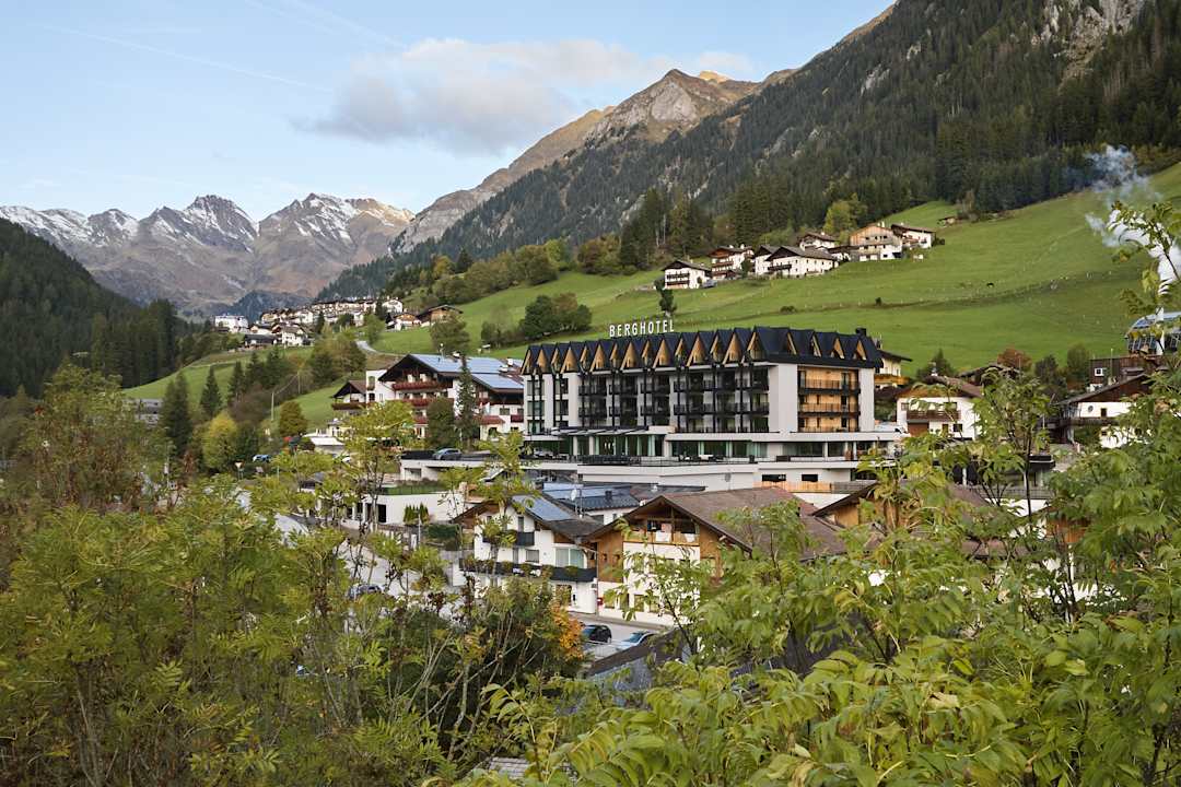 Außenansicht Berghotel Ratschings