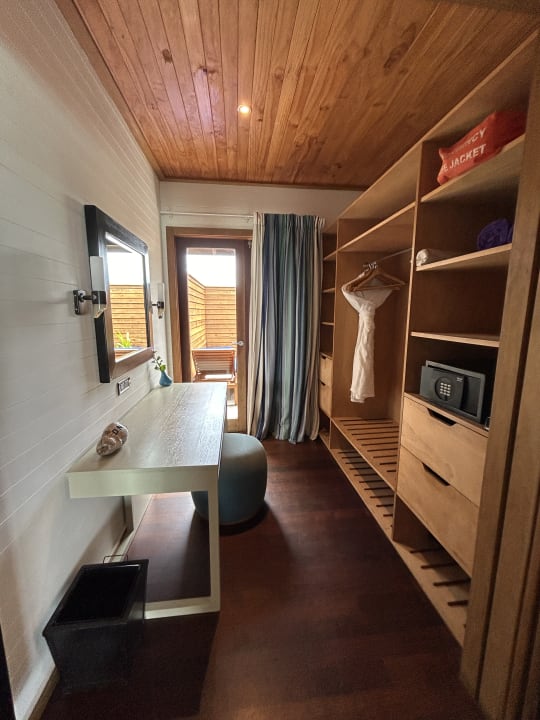 Zimmer Vilamendhoo Island Resort & Spa