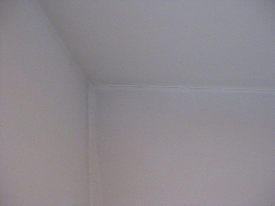 Wasserflecken und Risse an den Wänden Lisi Family Hotel Reith bei Kitzbühel