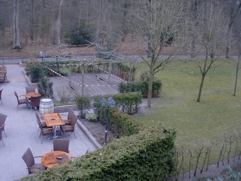 Ausblick vom Zimmer  Golden Tulip Tjaarda Oranjewoud - Heerenveen