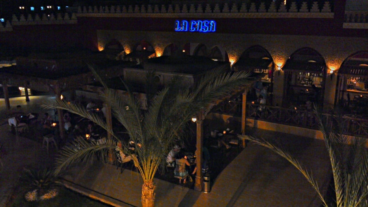 Restaurants bei Nacht Pickalbatros Alf Leila Wa Leila Resort - Neverland Hurghada