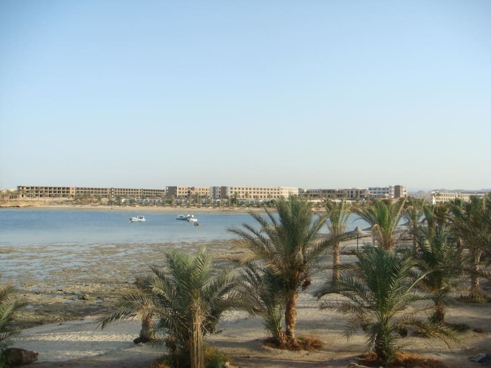 Aussicht in die Bay Brayka Bay Resort