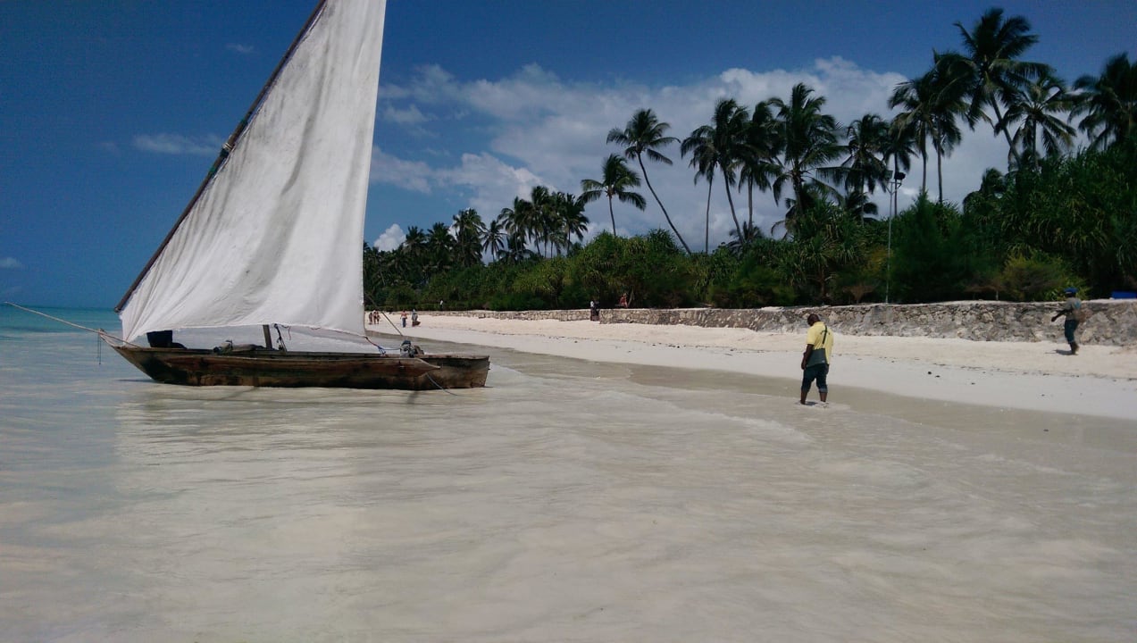Strand Neptune Pwani Beach Resort & Spa