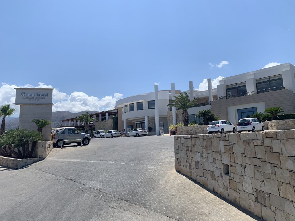 Außenansicht Grand Hotel Holiday Resort