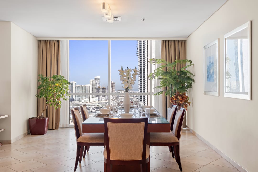 Zimmer Blue Beach Tower The Walk JBR