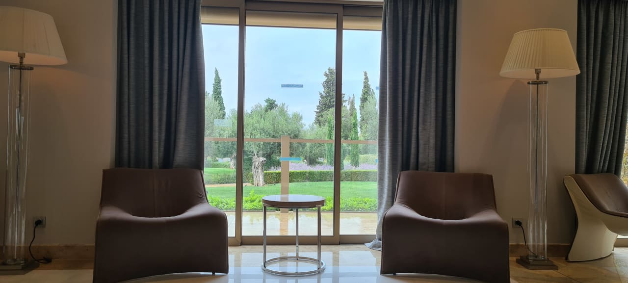 Lobby Ikos Olivia