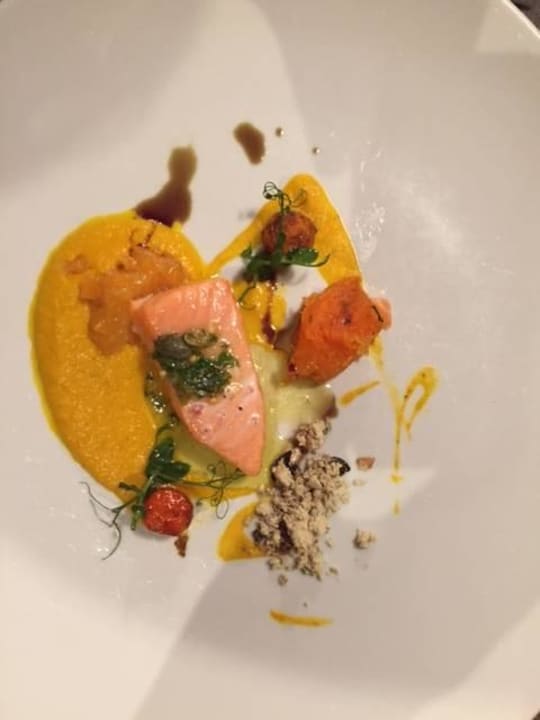 Leckerer Lachs (glasig) Wellnesshotel Engel