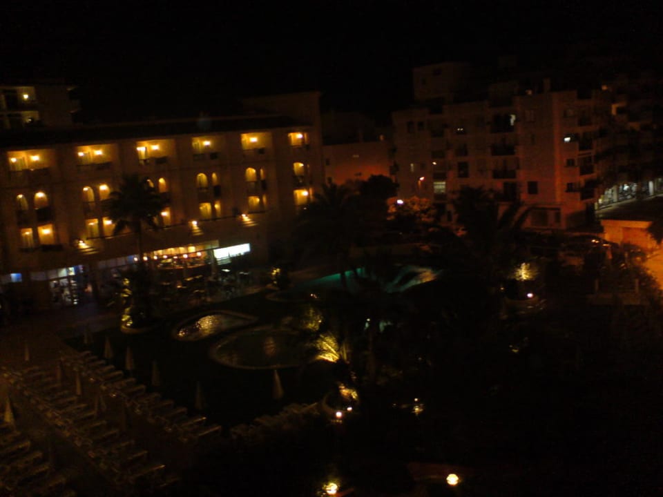 Pool bei Nacht Hotel-Apartamentos Blau Parc