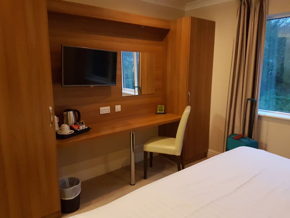 Zimmer Riverside Hotel & Leisure Centre