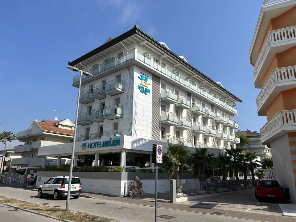 Außenansicht Hotel Helen