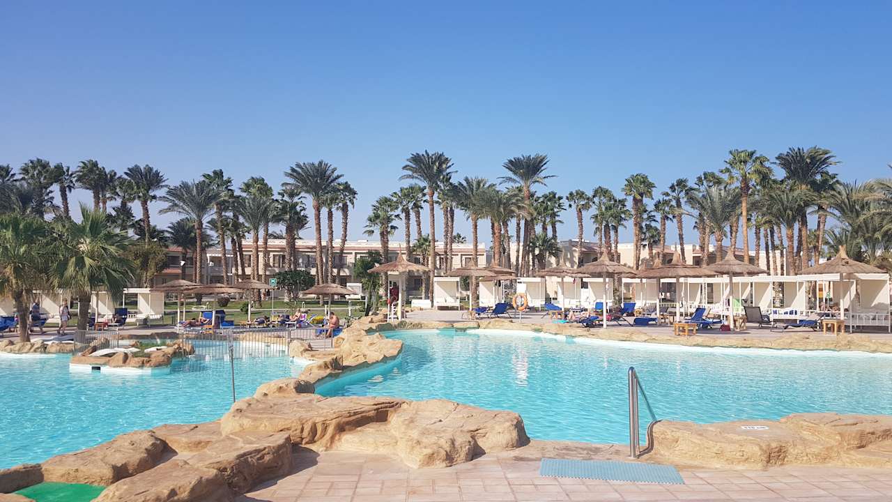 Pool Beach Albatros Resort