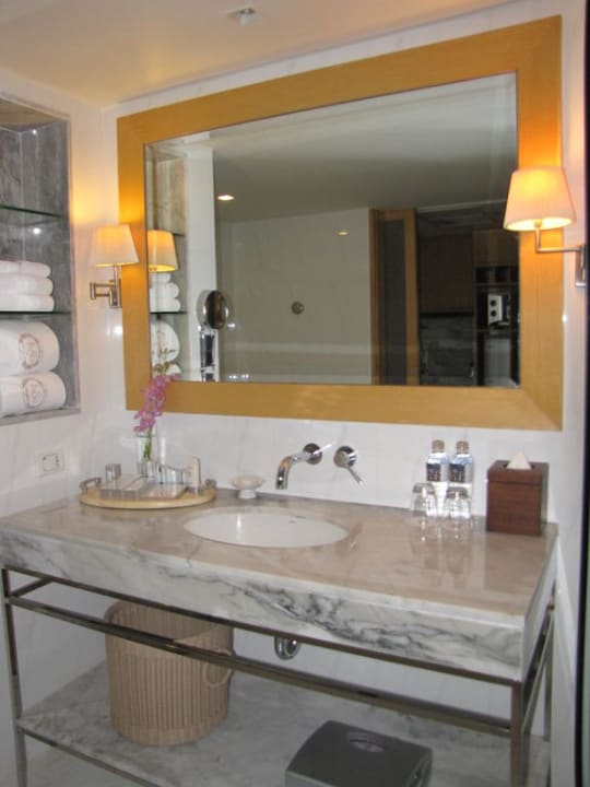 Bad Hotel Lebua At State Tower