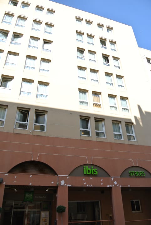 Eingangsbereich Hotel ibis Styles Nice Vieux Port