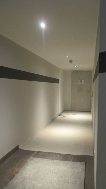 Baustelle im Flur relexa hotel München
