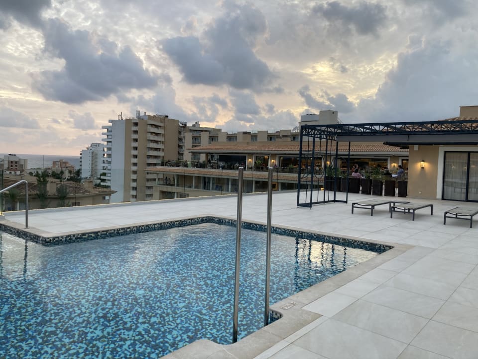 Pool Grupotel Playa de Palma Suites & Spa