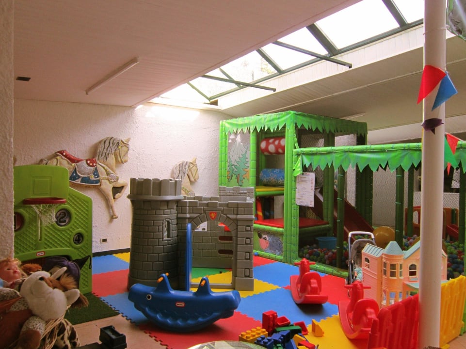 Playground Hotel Cuccaro Club