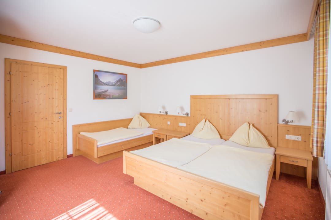 Zimmer Appartementhaus Elmo