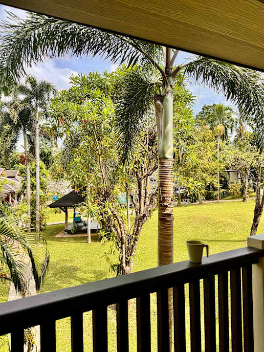 Zimmer The Leaf on The Sands by Katathani