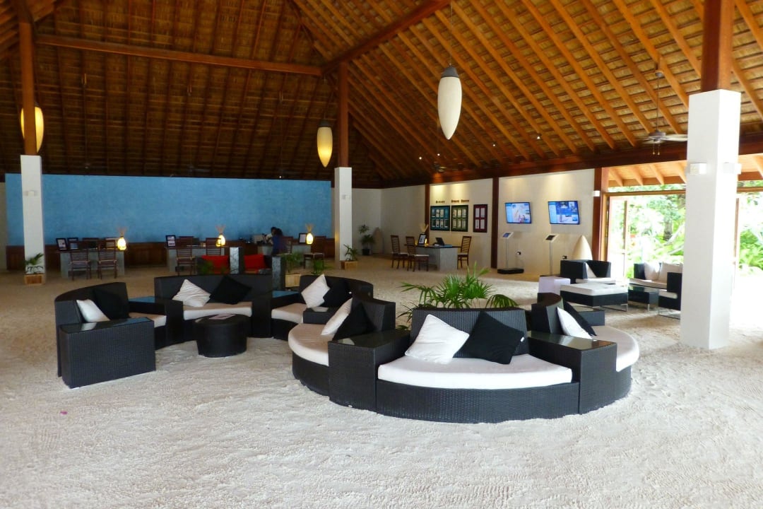Lobby Innenbereich Vilamendhoo Island Resort & Spa