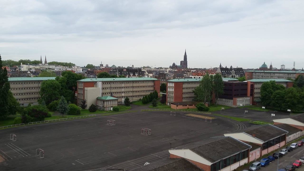 Ausblick vom Zimmer im 7. Stock Hilton Strasbourg