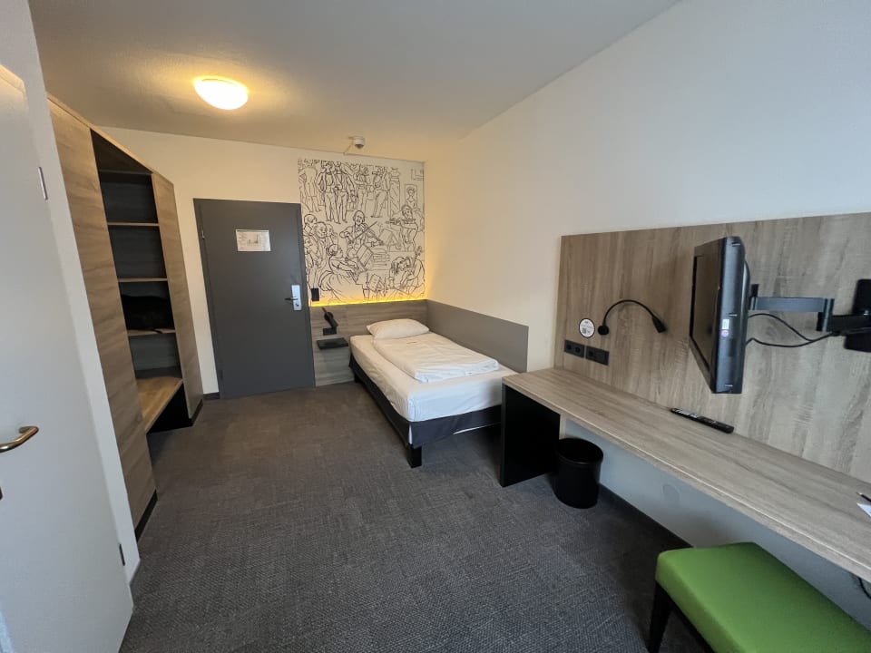 Zimmer ibis Styles Halle
