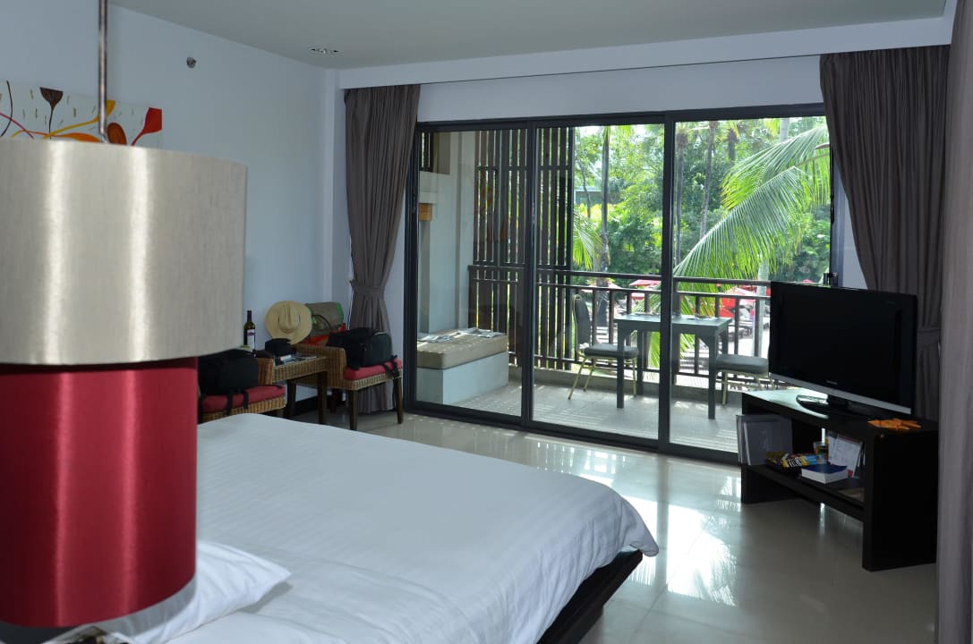 Oasis Deluxe Zimmer Ramada Resort by Wyndham Khao Lak
