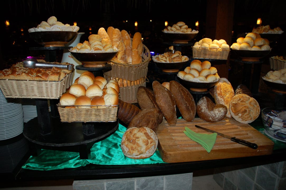 Frühstück Meeru Maldives Resort Island