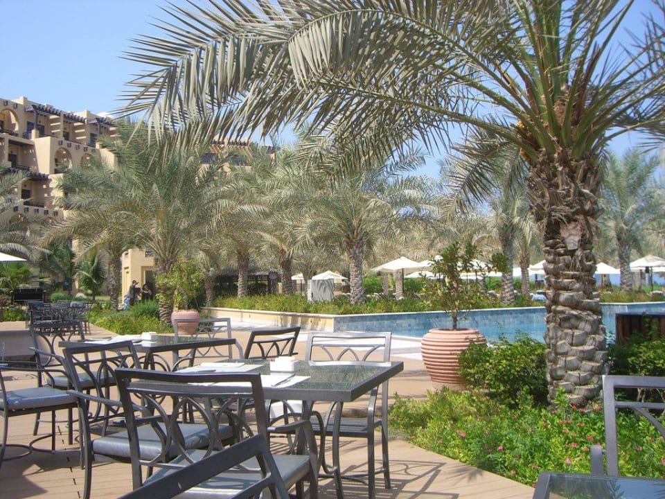 Blick auf den Hauptpool Rixos Al Mairid Ras Al Khaimah